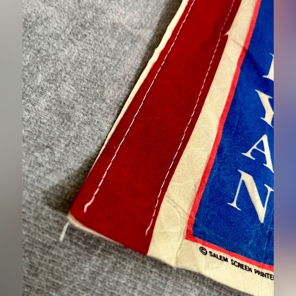1989 Nolan Ryan MLB Texas Rangers 300 Wins Pennant Flag Vintage - Picture 9 of 15